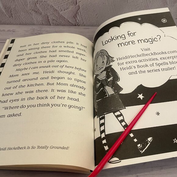 5 for $15đź“•Heidi Heckelbeck and the Snoopy Spy Kids Book (SKU: 286MI) - Picture 4 of 4